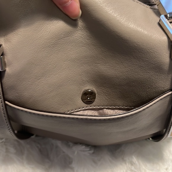 NWT MICHAEL Michael Kors Blaine Leather Satchel in Pearl grey Minimalist purs - Picture 13 of 15